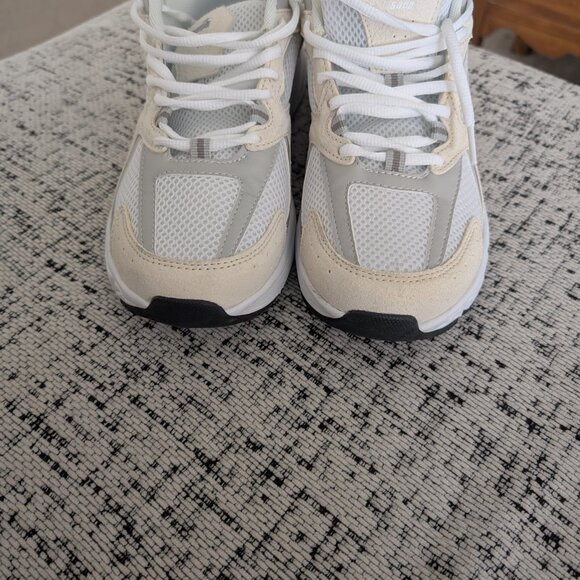 Women's shoes size 10 new - Picture 3 of 4